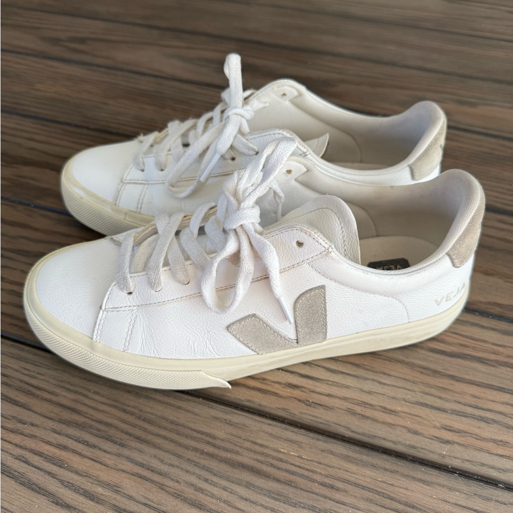 Veja Campo Sneaker - White and Beige Sneakers